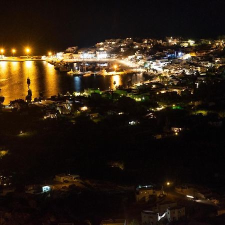 הוילה Serifos Town Traditional Stone House With Breathtaking View מראה חיצוני תמונה